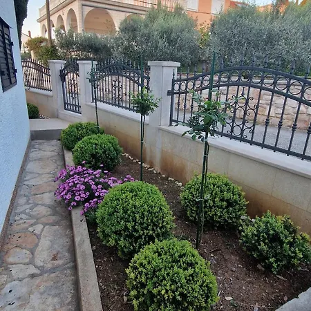 Apartman Dario *